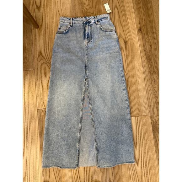 Anthropologie Pilcro Madi Front Slit Denim SKirt Womens Size 2 raw hem 5 pockets - Picture 2 of 6